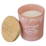 Strength and Dignity Grapefruit Grove Scented Candle with Bamboo Lid - Image 6