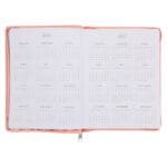 2026 18-Maande Dagbeplanner vir Vroue - Lewe Deur Geloof - Kunsleer met Rits - Image 4