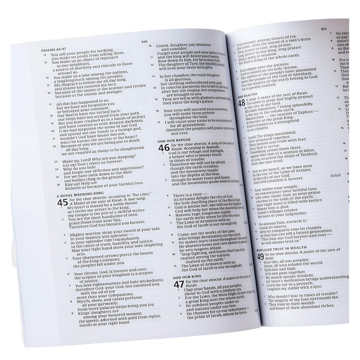 9781087782904_feature4 CSB Outreach Bible For Kids (Paperback) - Image 13