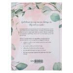 Omhels: 100 Oordenkings om te Weet God Hou Jou Naby (Hardeband) - Image 26