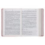 NLV Ligpienk Proteas Kunsleer Stiltetydbybel vir Vroue - Image 8