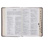 NLV Donkerbruin Kunsleer Toeligtingsbybel - Image 29